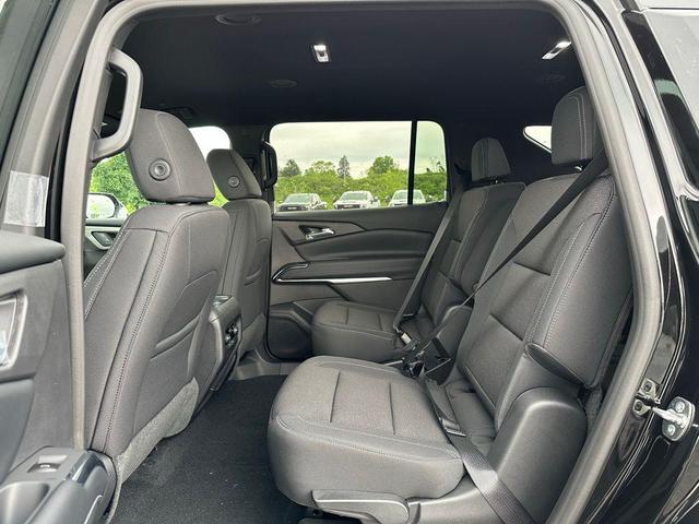 Photo of 2026 Mosaic Black Metallic Chevrolet Traverse