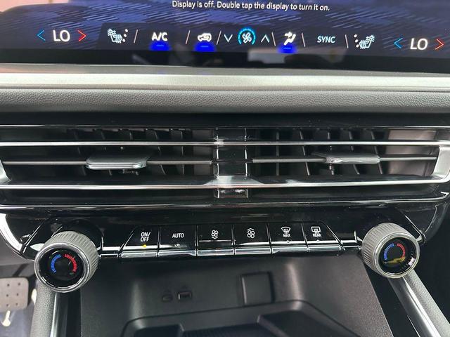 Photo of 2026 Mosaic Black Metallic Chevrolet Traverse