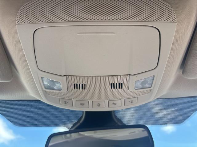 Photo of 2024 CARBONIZED GRAY Ford Edge