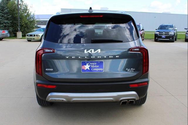 Photo of 2022 Gravity Grey Kia Telluride
