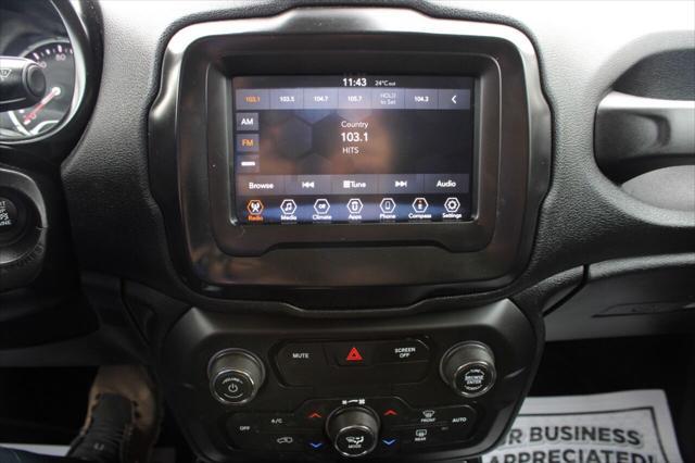 Photo of 2018 Solar Yellow Jeep Renegade