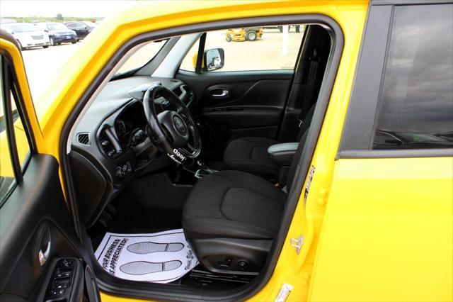 Photo of 2018 Solar Yellow Jeep Renegade