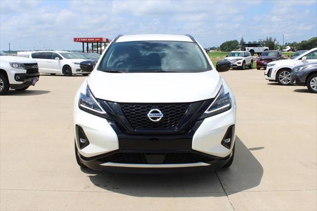 Photo of 2022 Pearl White Tricoat Nissan Murano
