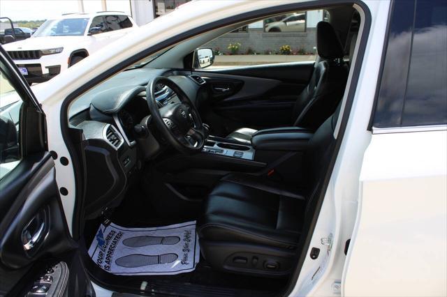 Photo of 2022 Pearl White Tricoat Nissan Murano