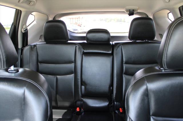 Photo of 2022 Pearl White Tricoat Nissan Murano
