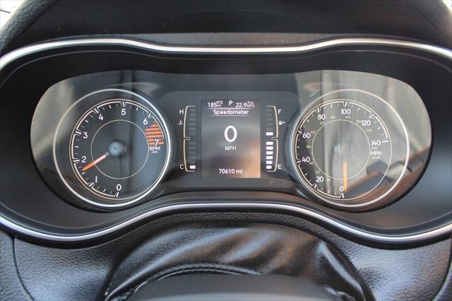 Photo of 2020 Slate Blue Pearlcoat Jeep Cherokee