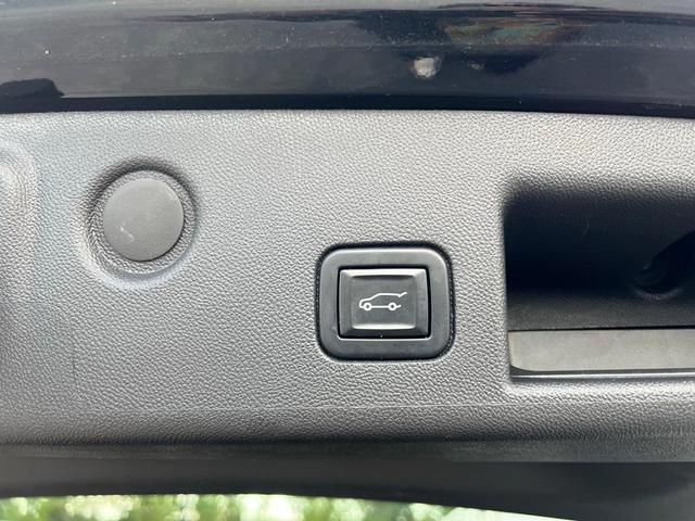 Photo of 2022 Mosaic Black Metallic Chevrolet Equinox