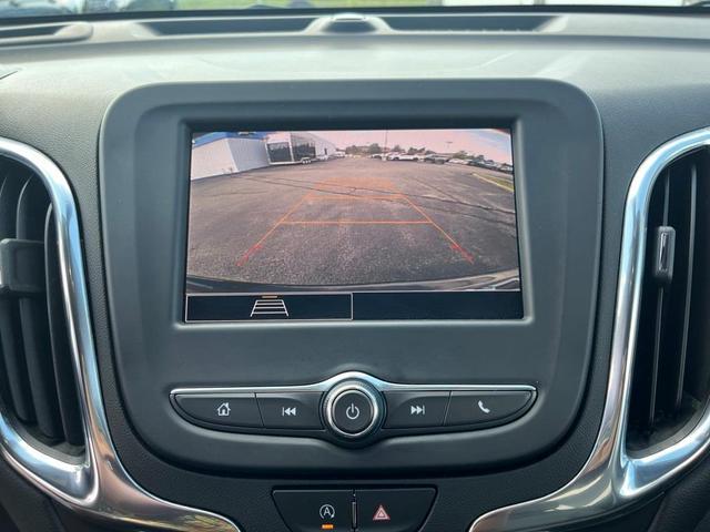 Photo of 2022 Mosaic Black Metallic Chevrolet Equinox
