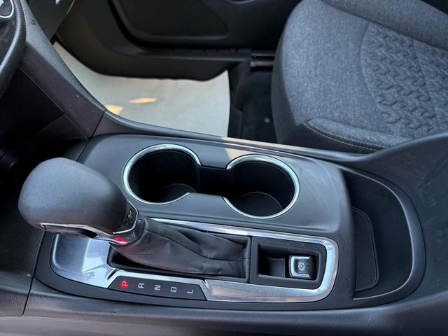 Photo of 2022 Blue Glow Metallic Chevrolet Equinox