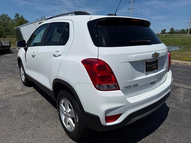 Photo of 2022 Summit White Chevrolet Trax