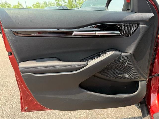 Photo of 2023 Mars Orange Kia Seltos