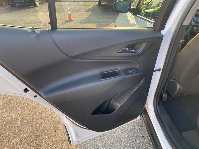 Photo of 2022 Summit White Chevrolet Equinox