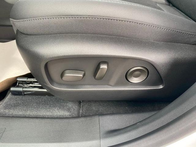 Photo of 2026 Summit White Chevrolet Equinox