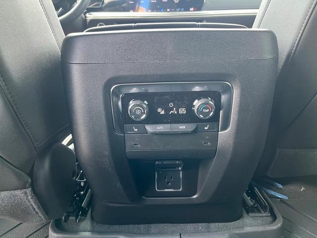 Photo of 2025 Iridescent Pearl Tricoat Chevrolet Tahoe