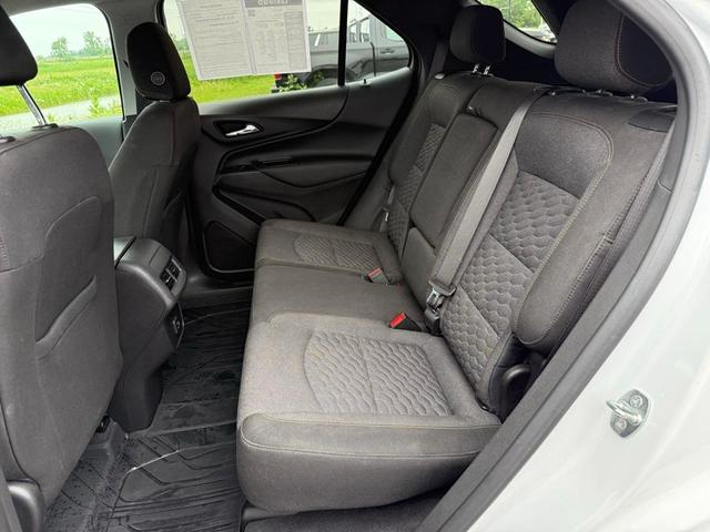 Photo of 2021 Summit White Chevrolet Equinox