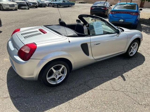 Photo of 2002 Silver Toyota MR2