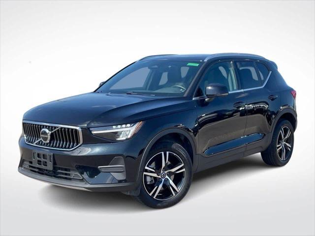 2025 Volvo XC40