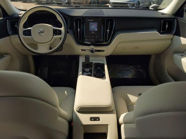 Photo of 2025 Crystal White Metallic Volvo XC60 Plug-In Hybrid