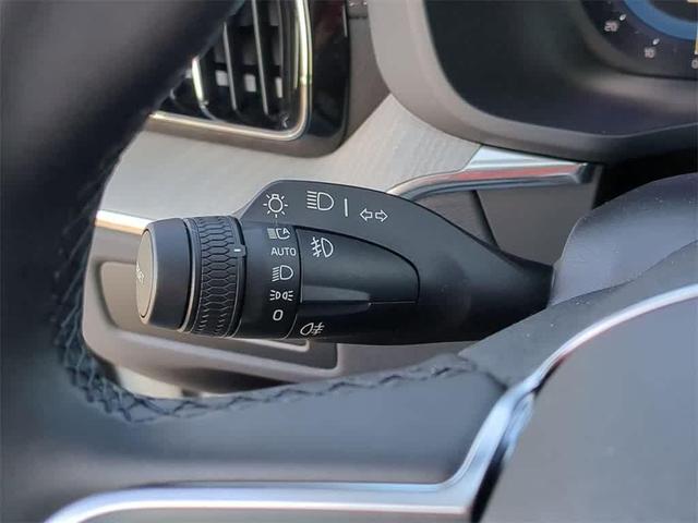 Photo of 2025 Crystal White Metallic Volvo XC60 Plug-In Hybrid