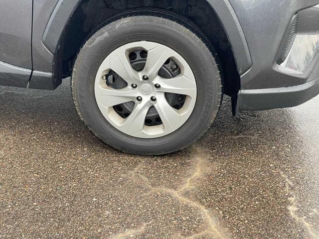 Photo of 2022 Magnetic Gray Metallic Toyota RAV4