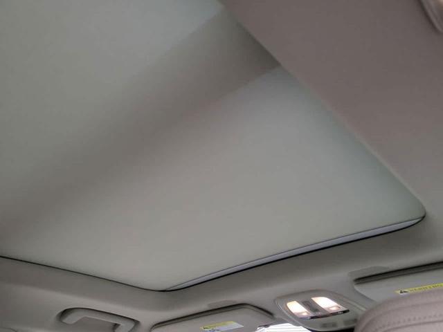 Photo of 2025 Onyx Black Metallic Volvo XC90 Plug-In Hybrid