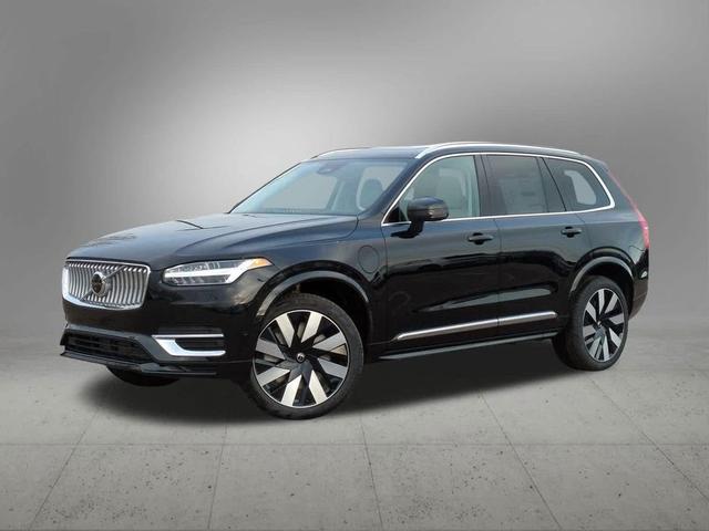 Photo of 2025 Onyx Black Metallic Volvo XC90 Plug-In Hybrid
