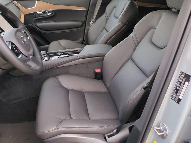 Photo of 2025 Gray Volvo XC90 Plug-In Hybrid