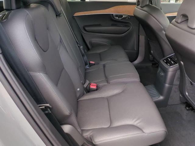 Photo of 2025 Gray Volvo XC90 Plug-In Hybrid