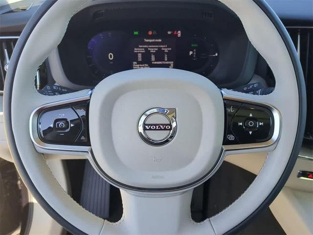 Photo of 2025 Onyx Black Metallic Volvo XC60 Plug-In Hybrid