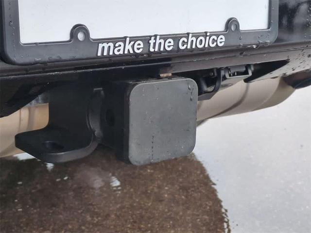 Photo of 2023 Santorini Black Metallic Land Rover Defender