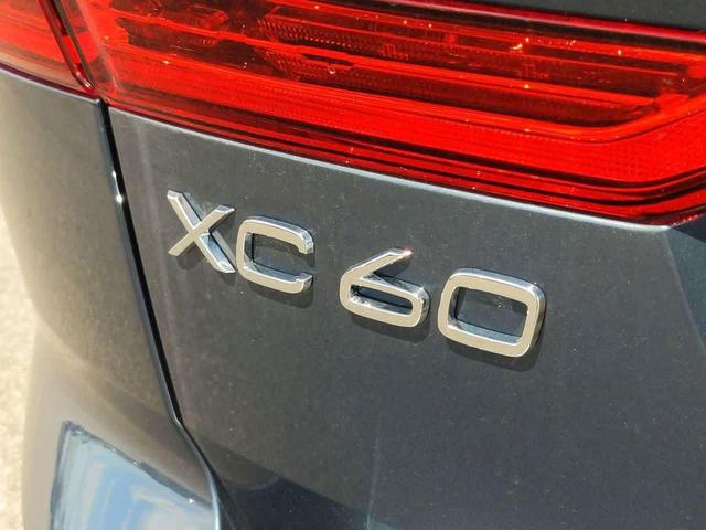 Photo of 2025 Denim Blue Metallic Volvo XC60 Plug-In Hybrid