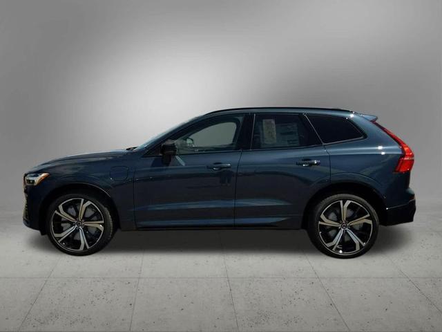 Photo of 2025 Denim Blue Metallic Volvo XC60 Plug-In Hybrid