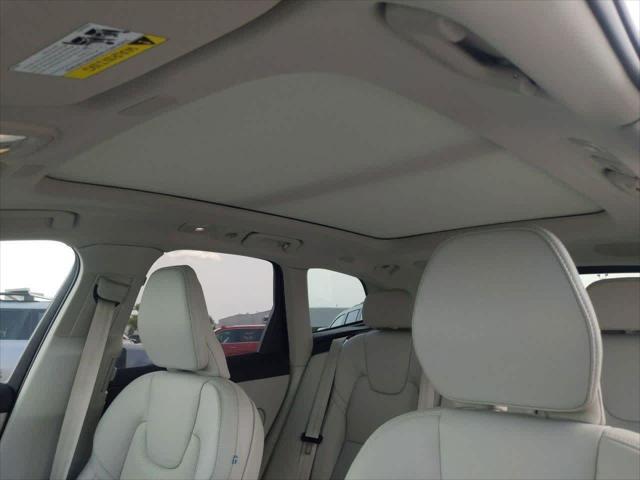 Photo of 2025 Crystal White Metallic Volvo XC60 Plug-In Hybrid