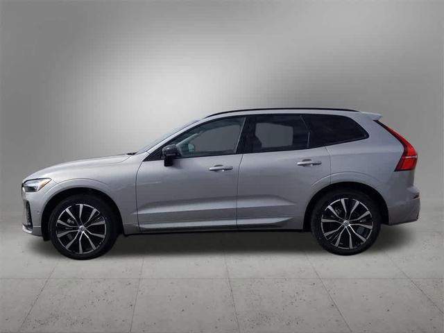 Photo of 2025 Gray Volvo XC60