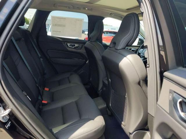 Photo of 2025 Onyx Black Metallic Volvo XC60 Plug-In Hybrid