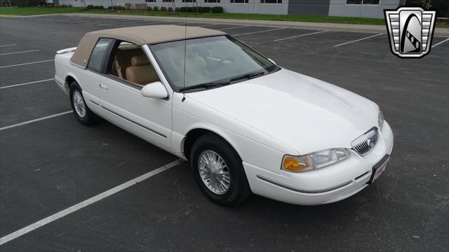 Photo of 1997 White Mercury Cougar