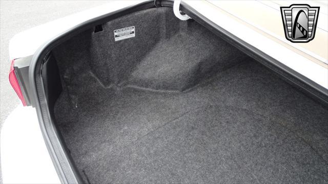 Photo of 1997 White Mercury Cougar