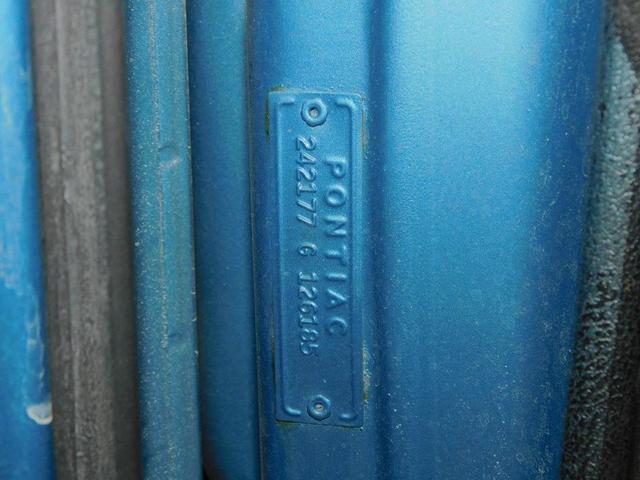 Photo of 1967 Blue and White Pontiac GTO
