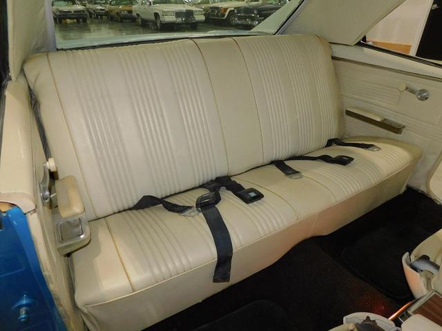 Photo of 1967 Blue and White Pontiac GTO