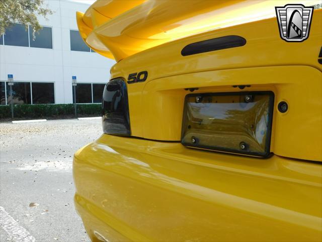 Photo of 1995 Yellow Ford Mustang