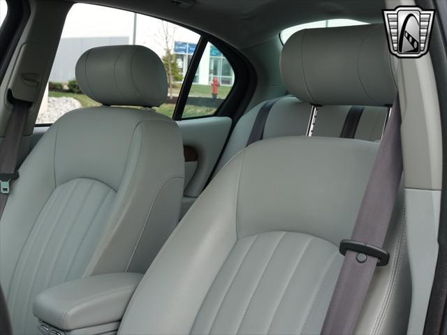 Photo of 2002 Blue Jaguar X-Type