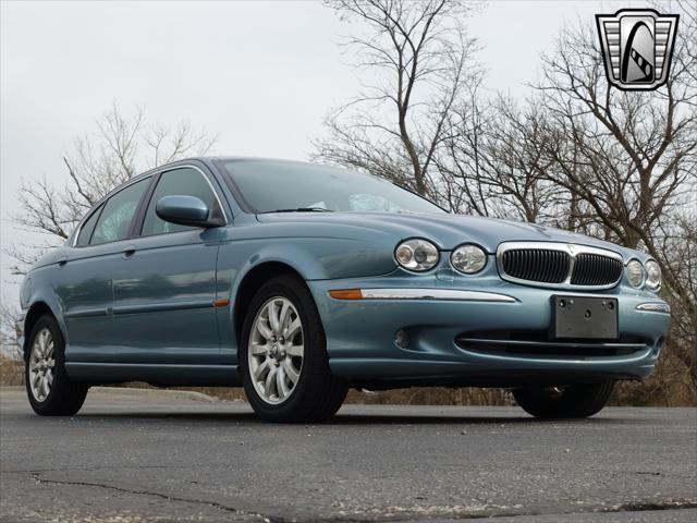 Photo of 2002 Blue Jaguar X-Type