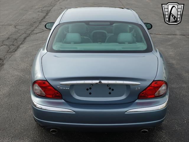 Photo of 2002 Blue Jaguar X-Type
