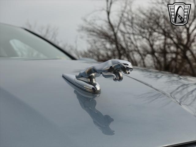 Photo of 2002 Blue Jaguar X-Type