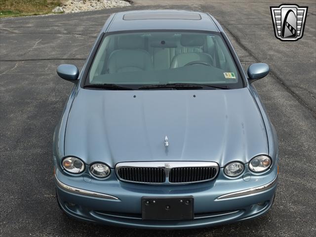 Photo of 2002 Blue Jaguar X-Type