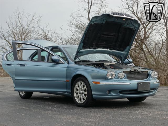 Photo of 2002 Blue Jaguar X-Type