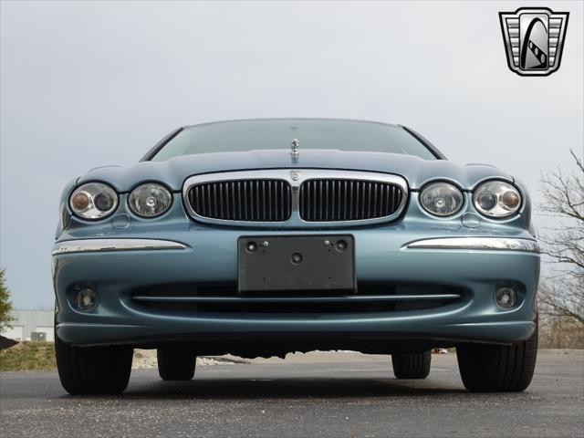 Photo of 2002 Blue Jaguar X-Type