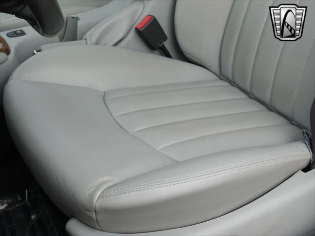 Photo of 2002 Blue Jaguar X-Type