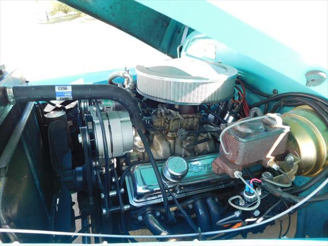Photo of 1948 Turquois Chevrolet Stylemaster