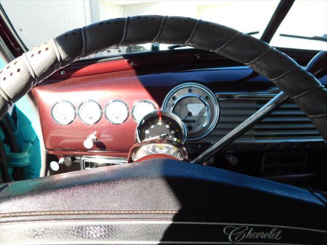 Photo of 1948 Turquois Chevrolet Stylemaster
